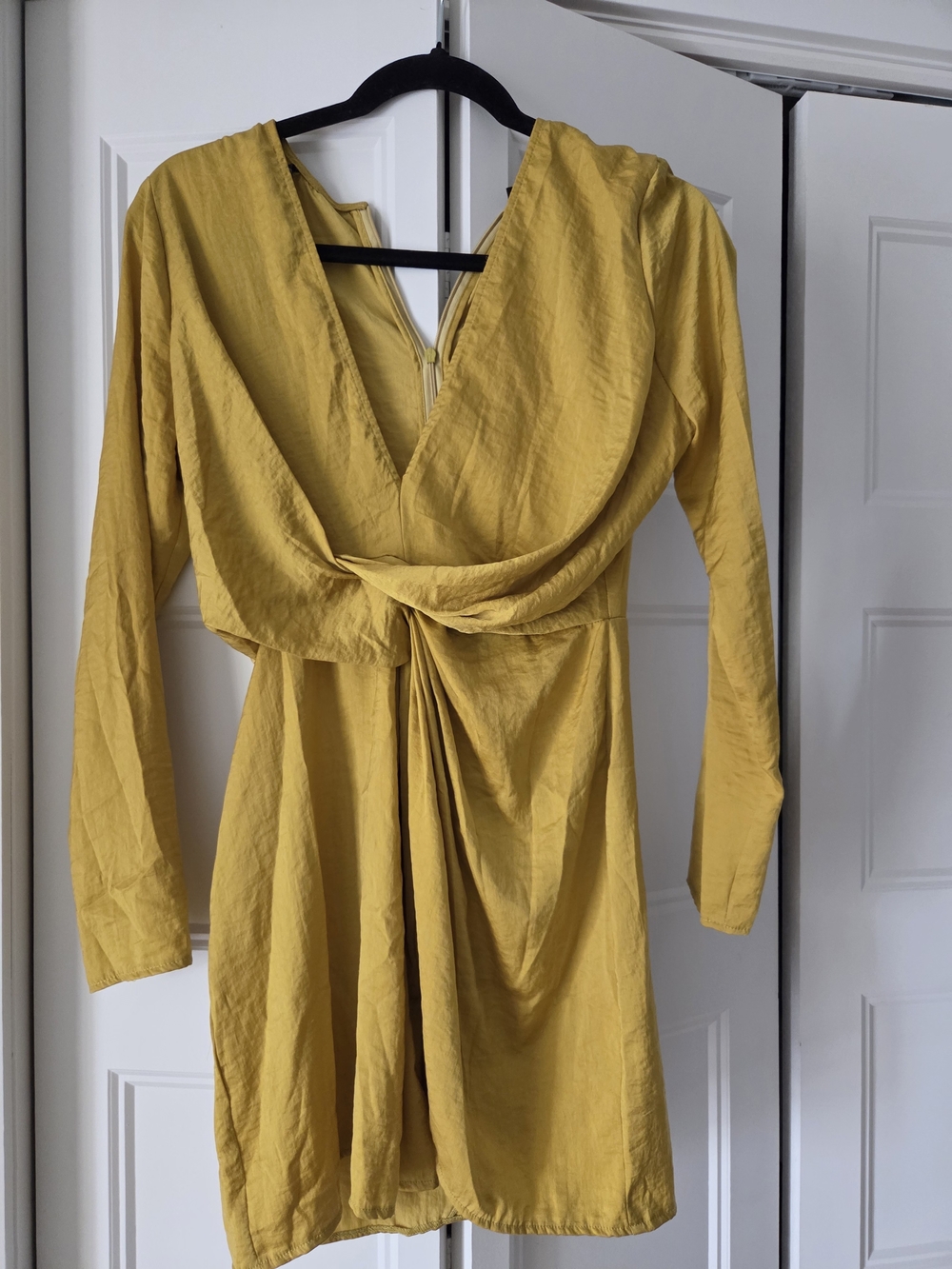 Missguided Mustard Yellow Long-Sleeve Twist Front Dress